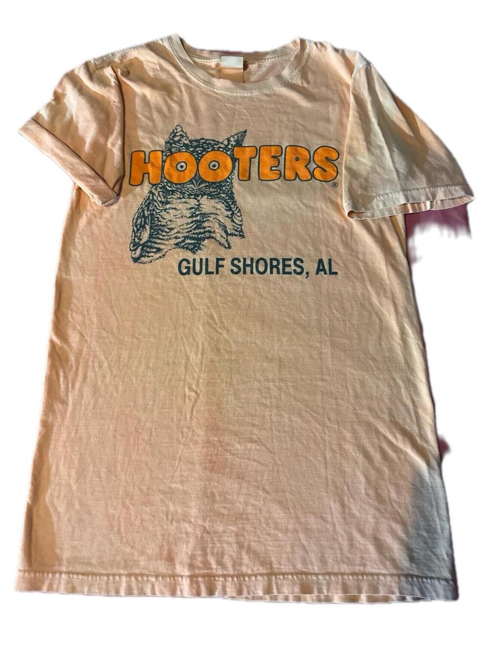 Men’s Small: HOOTERS TEE Gulf Shores, Alabama Souvenir Top Authentic Pigment Dye